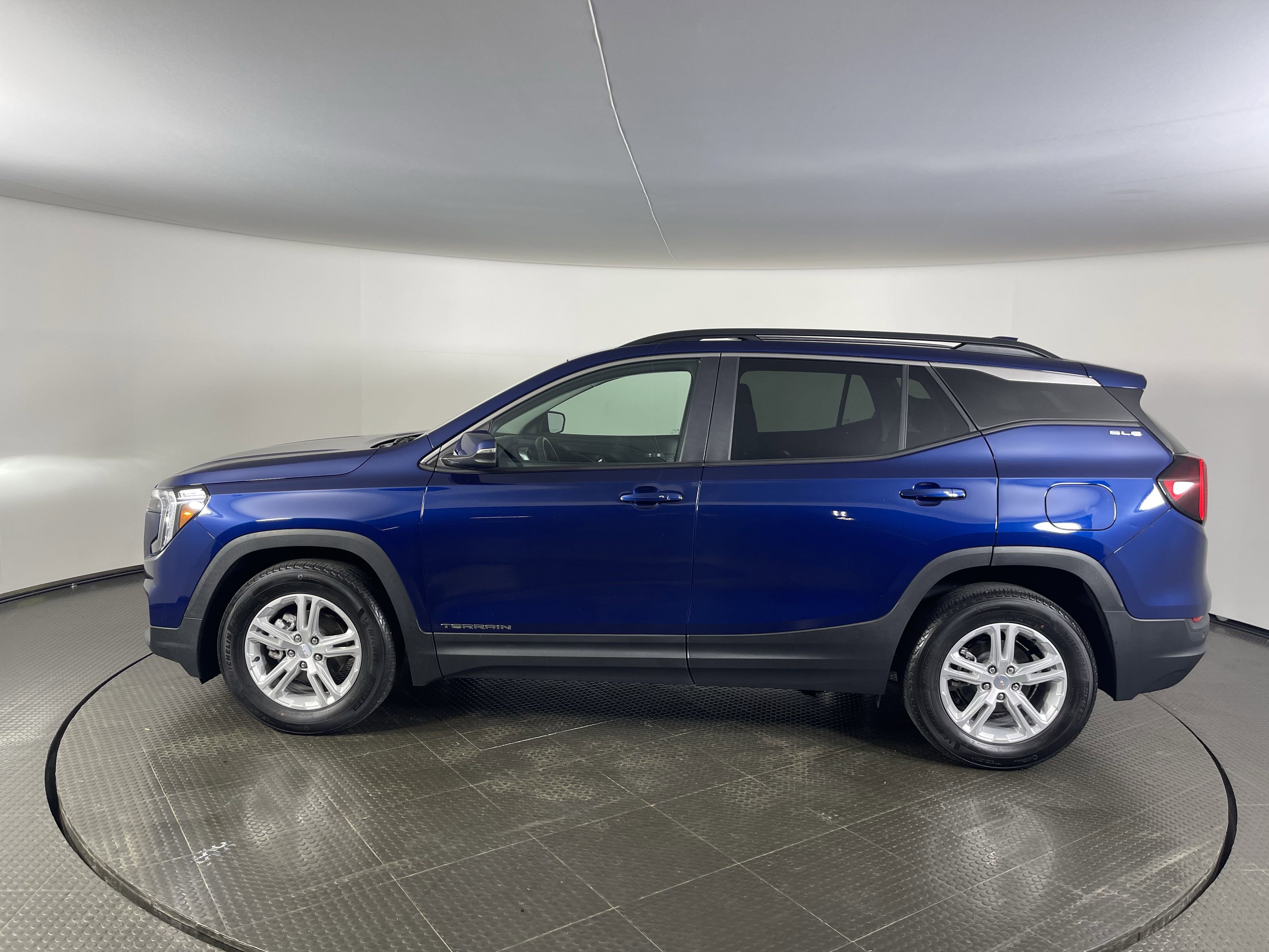 2023 Gmc Terrain SLE photo 6