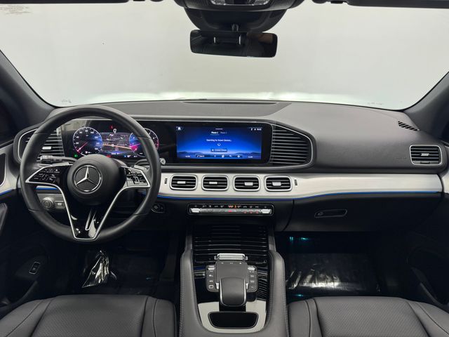 2025 Mercedes Benz GLE 450 4MATIC photo 2