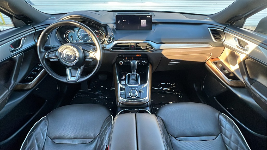 2022 Mazda CX-9 Signature photo 3