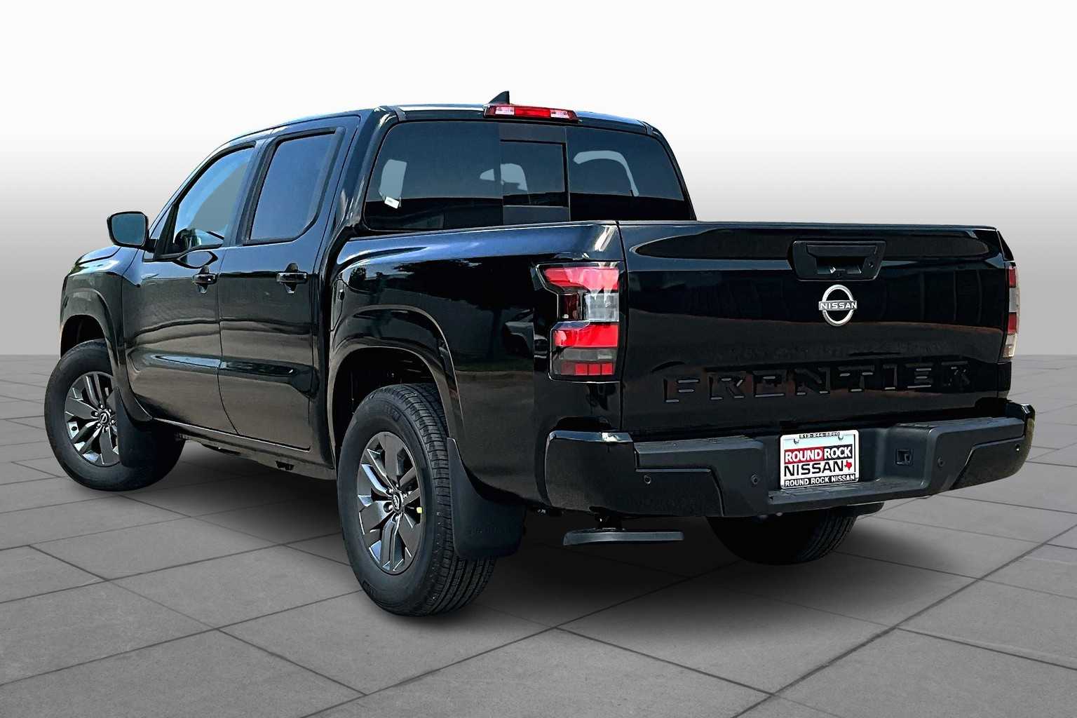 2025 Nissan Frontier SV photo 7