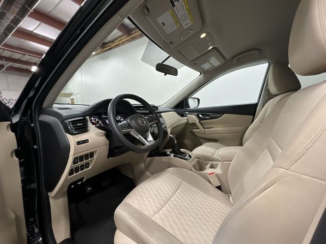 2017 Nissan Rogue S photo 10