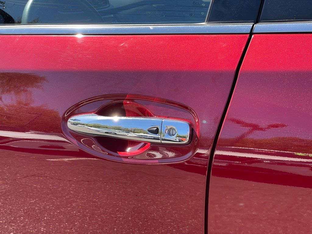 2019 Nissan Rogue SL photo 23