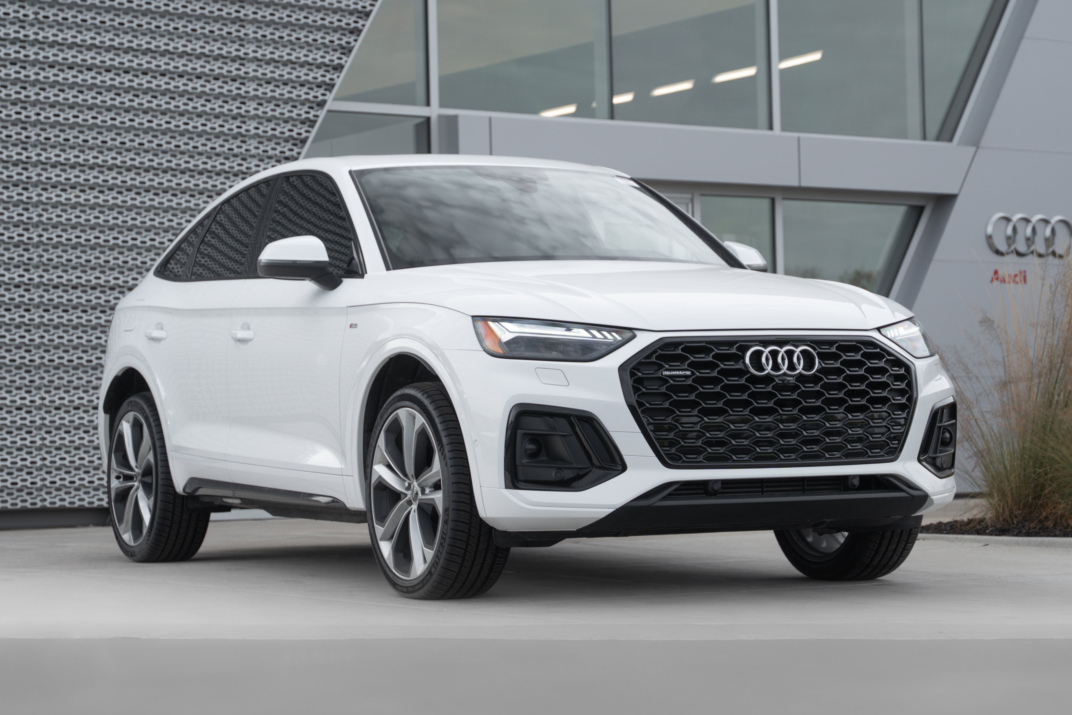 2023 Audi Q5 Sportback Prestige's photo