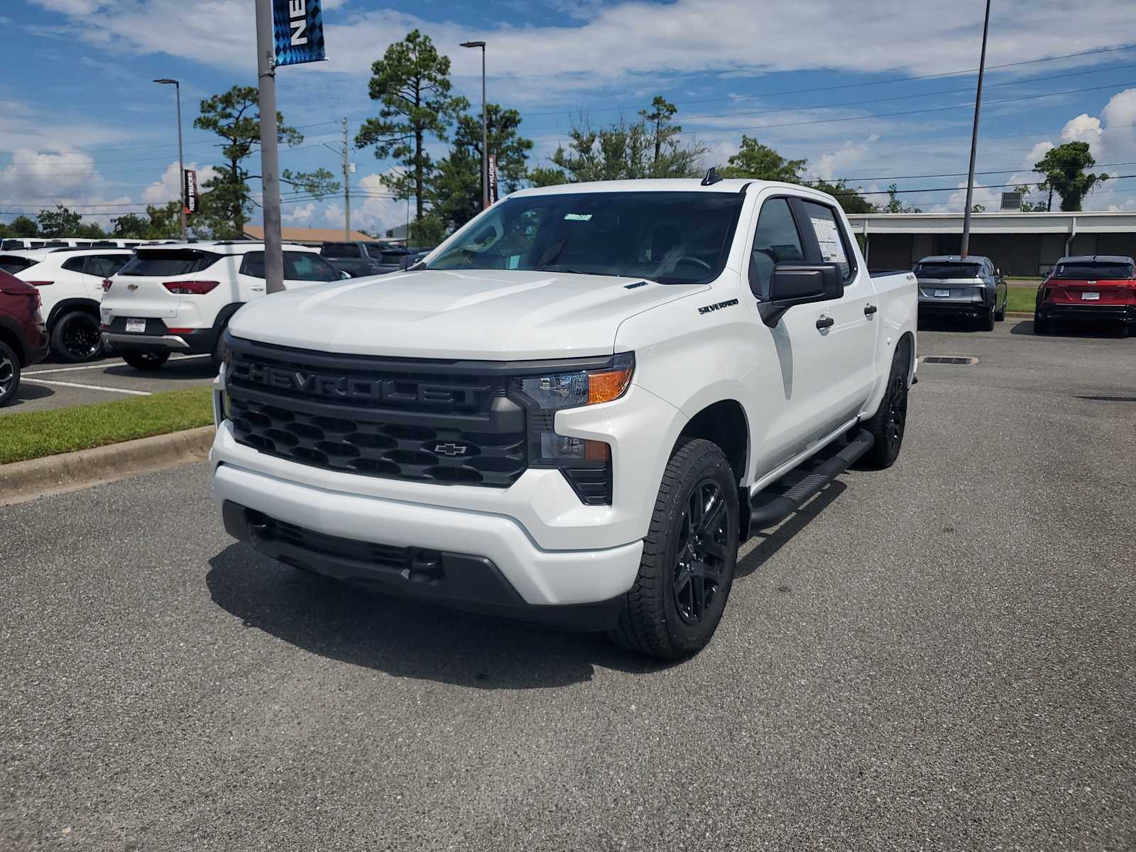 2025 Chevrolet Silverado 1500 Custom's photo