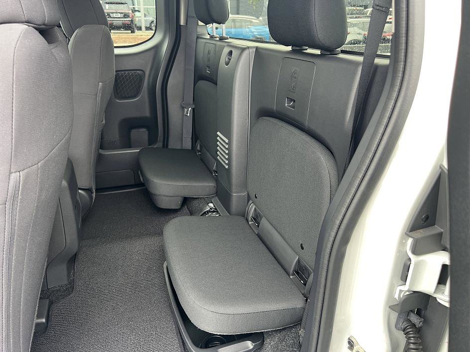 2024 Nissan Frontier S photo 15