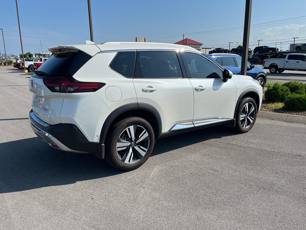 2023 Nissan Rogue Platinum photo 3