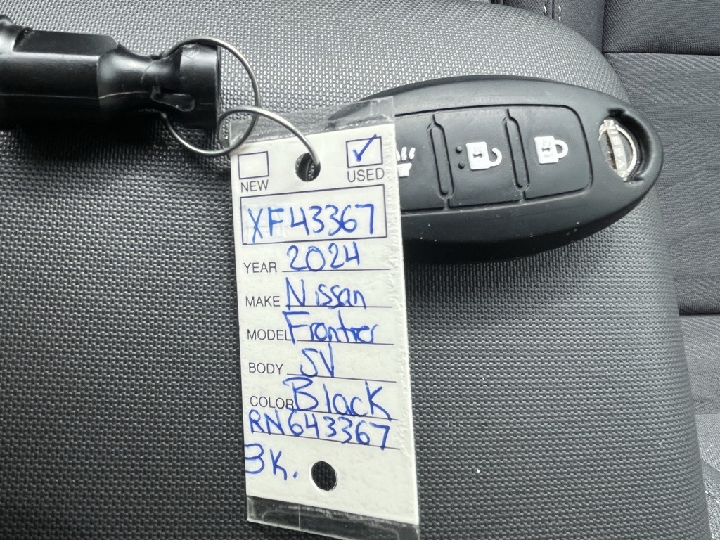 2024 Nissan Frontier SV photo 20