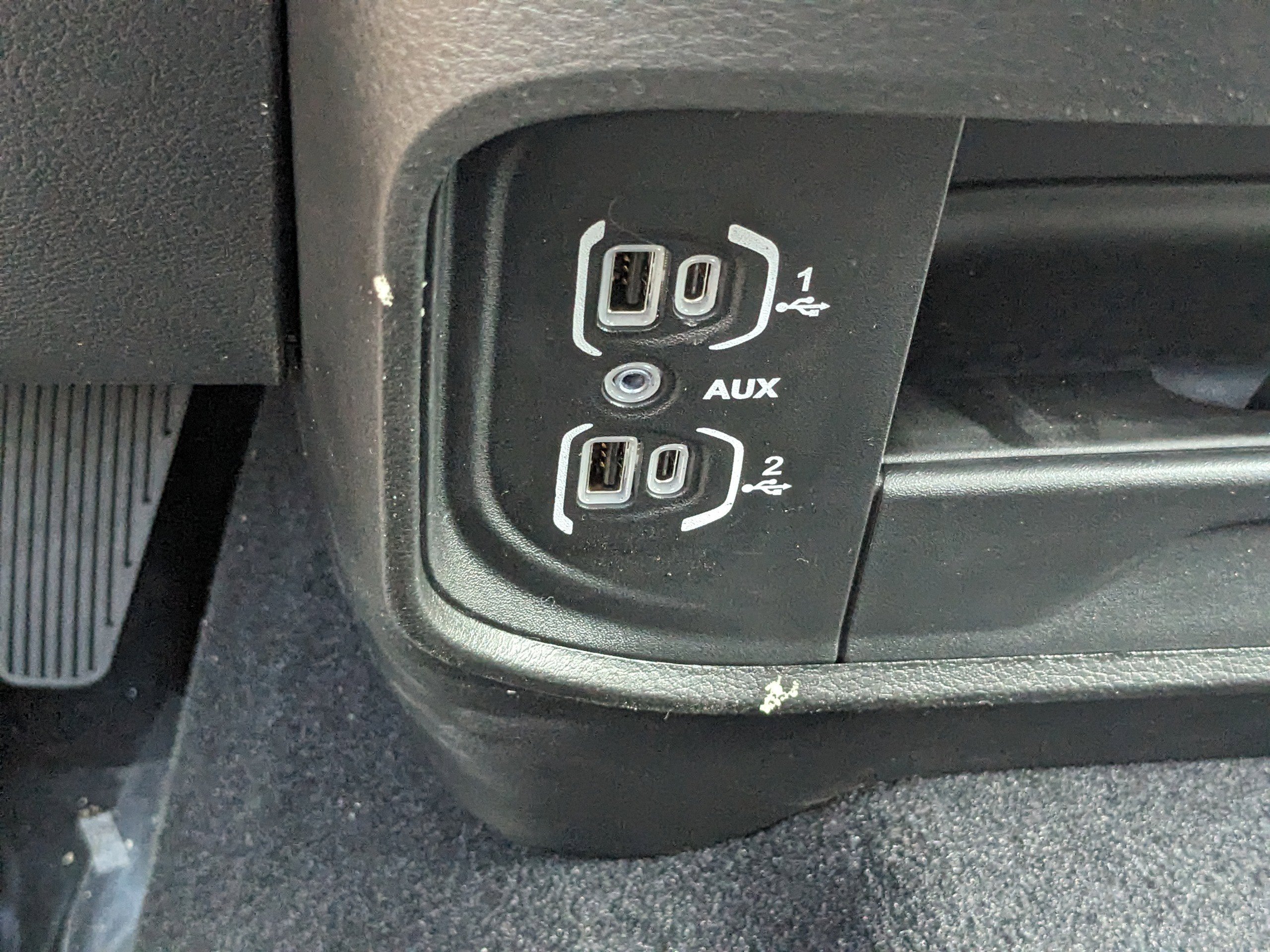 2025 Ram 2500 Tradesman photo 28
