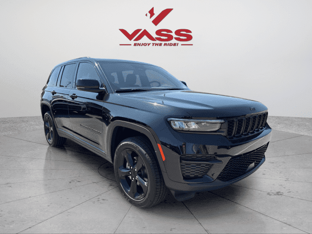 2025 Jeep Grand Cherokee Altitude's photo