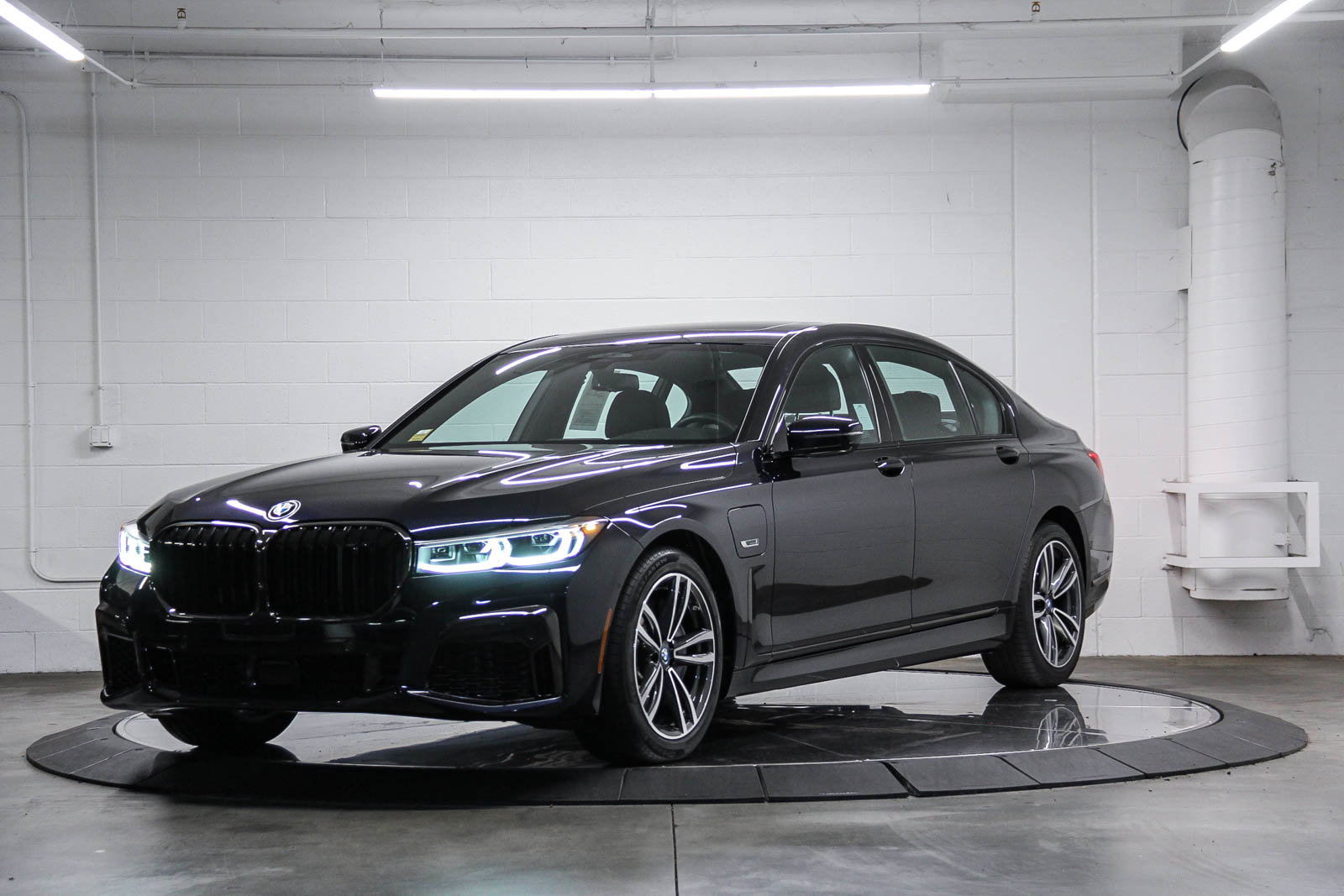 2022 Bmw 745Le photo 3