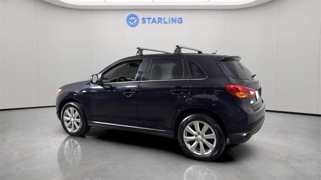 2014 Mitsubishi Outlander Sport SE photo 3