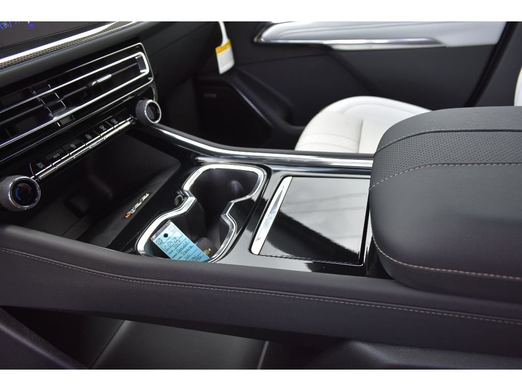 2025 Chevrolet Traverse High Country photo 23