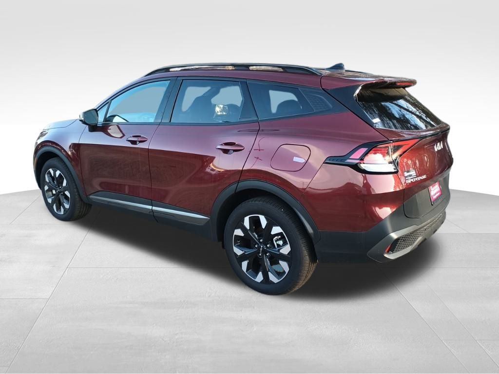 2024 Kia Sportage X-Line photo 2