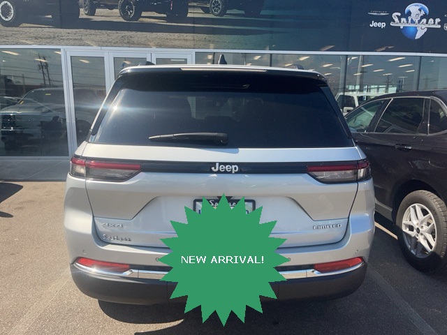 2024 Jeep Grand Cherokee Limited photo 3