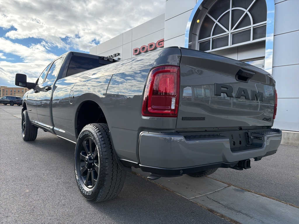 2026 Ram 3500 Big Horn photo 2