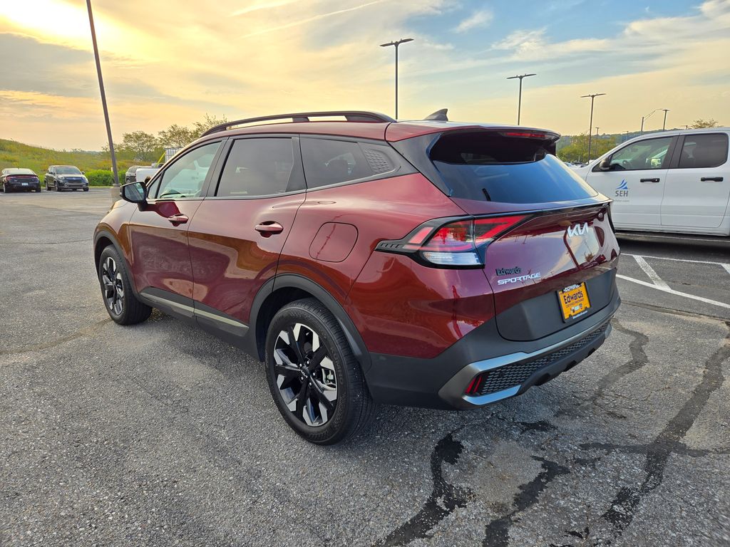2023 Kia Sportage X-Line photo 4