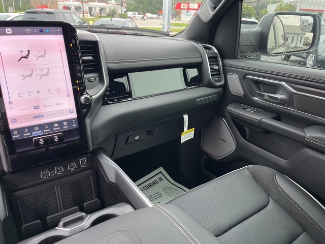 2026 Ram 1500 Laramie photo 14