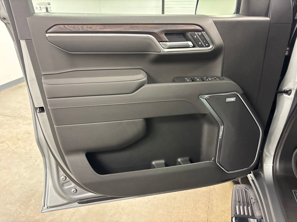 2026 Gmc Sierra 1500 SLT photo 17