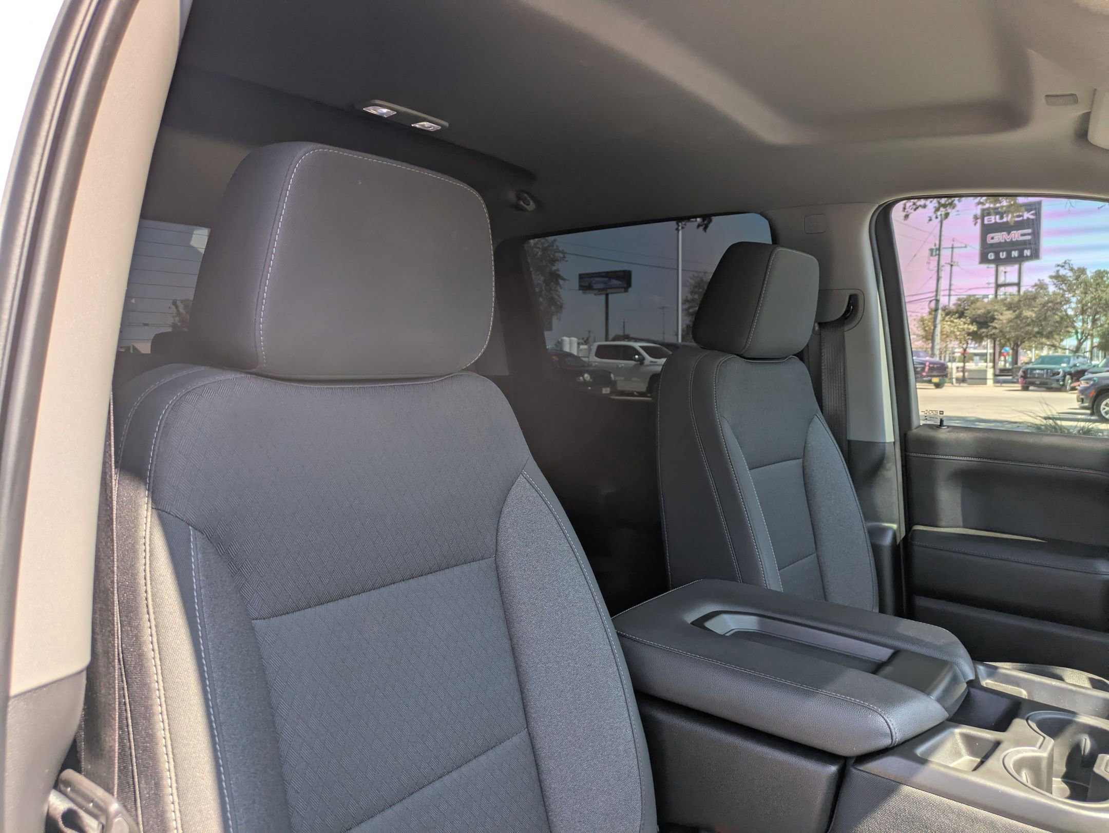 2021 Chevrolet Silverado 1500 LT photo 30
