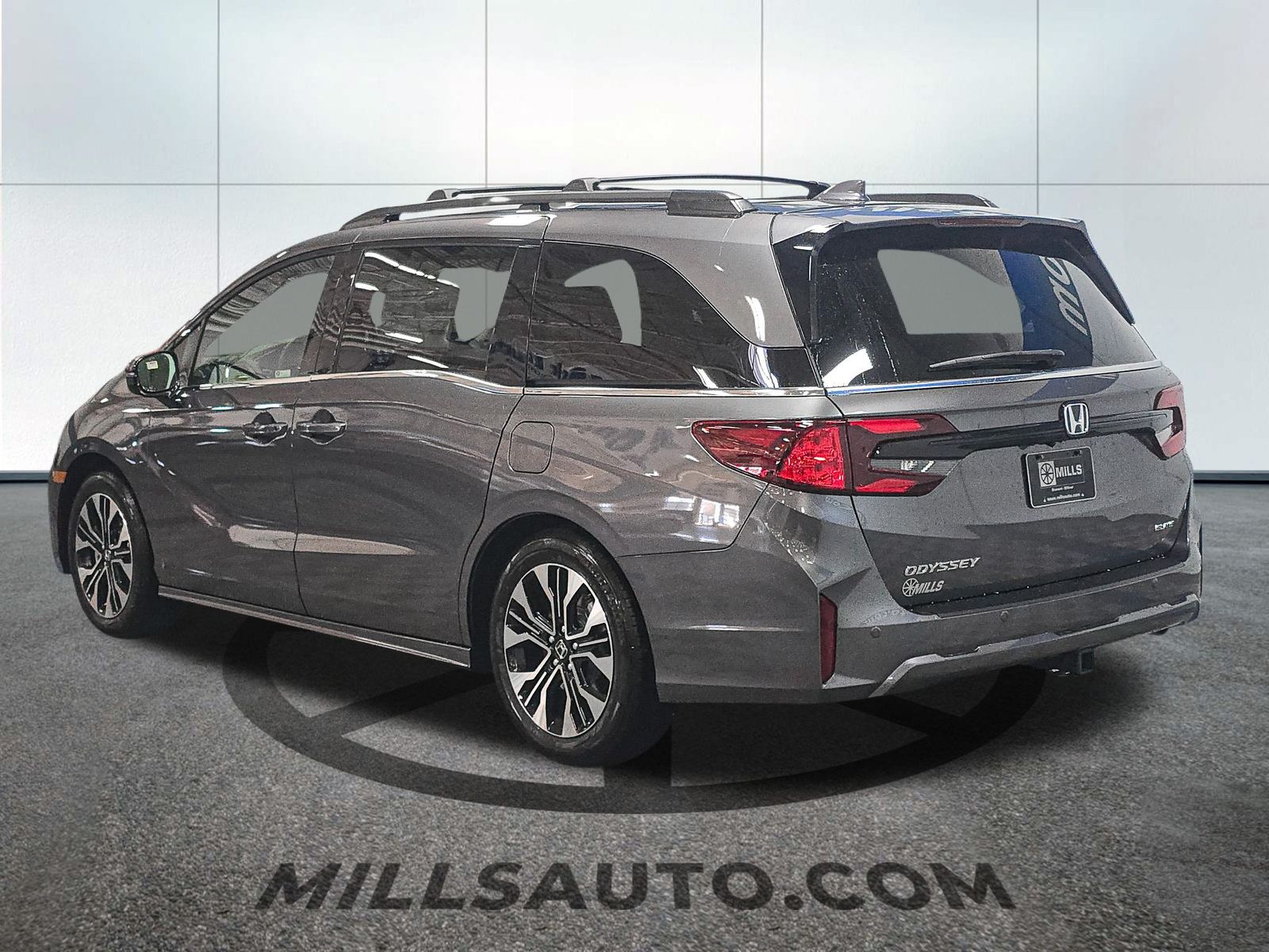 2026 Honda Odyssey Elite photo 4
