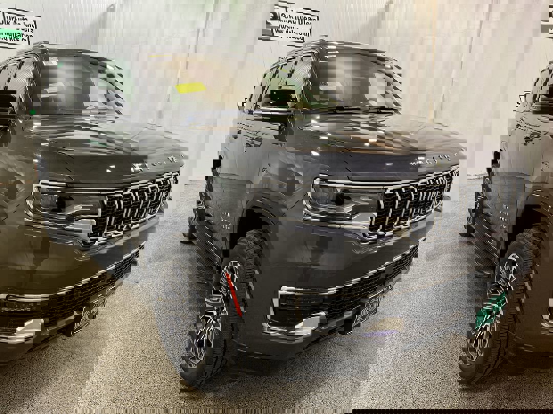 2025 Jeep Wagoneer Series I's photo