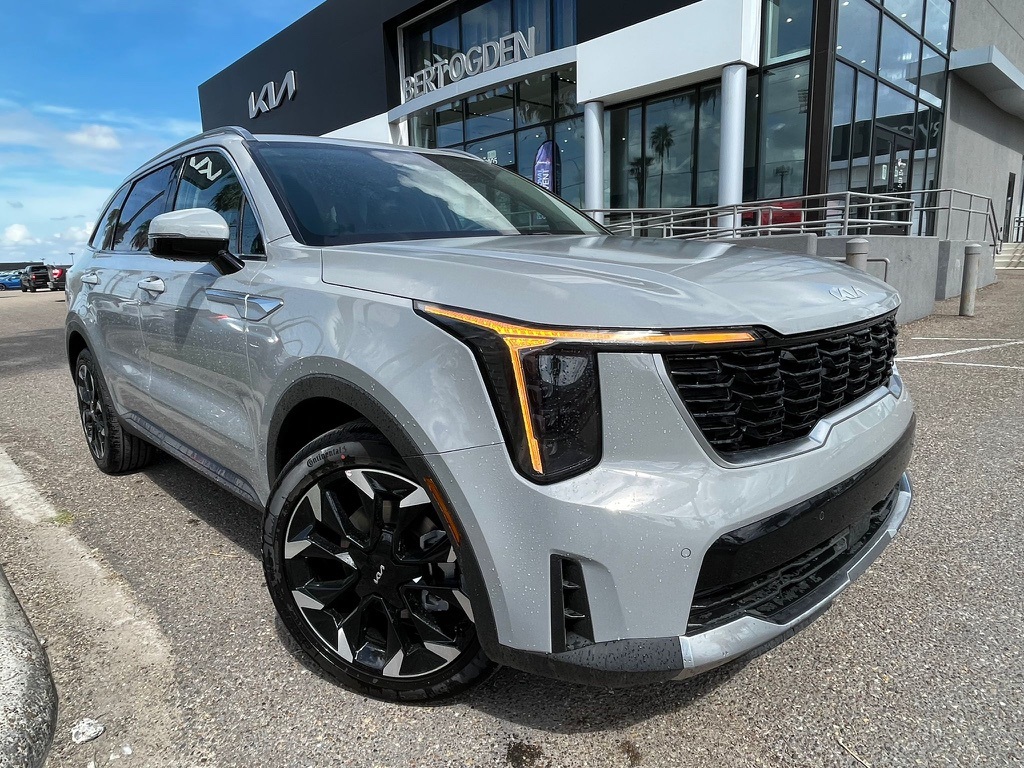 2025 Kia Sorento EX's photo