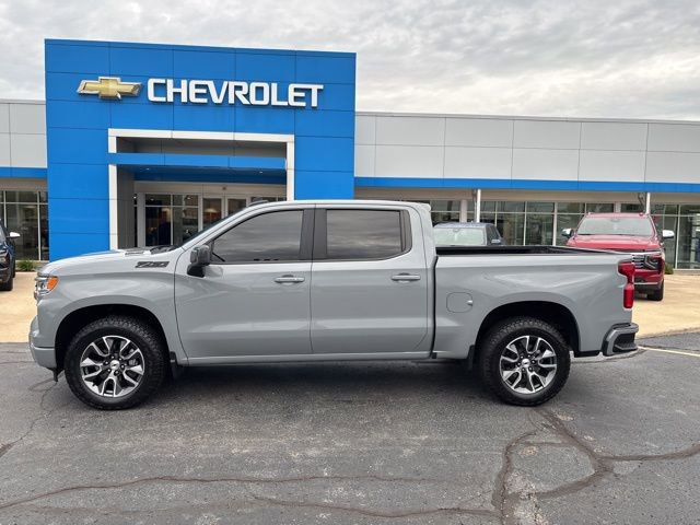 2024 Chevrolet Silverado 1500 RST photo 3