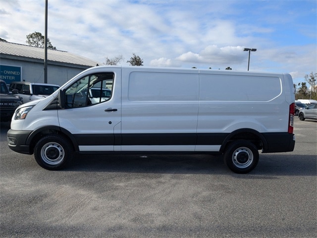 2024 Ford Transit photo 7