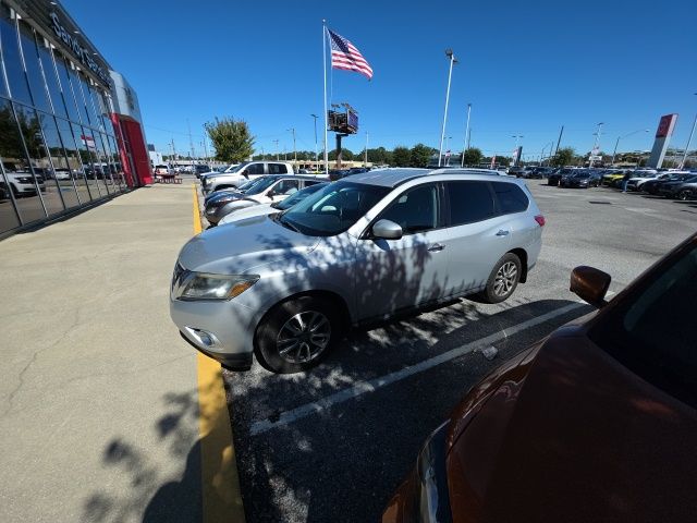 2015 Nissan Pathfinder SV