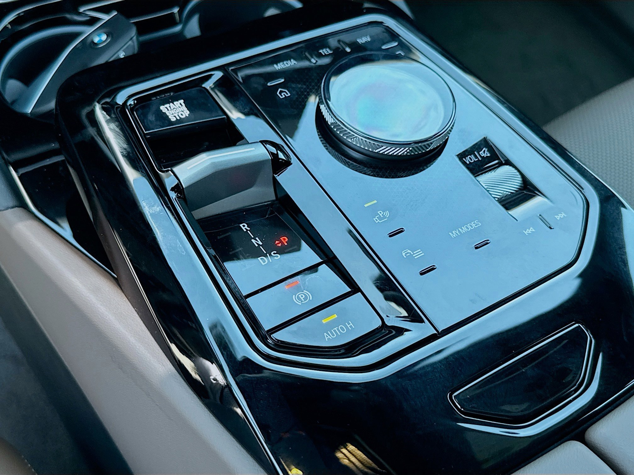 2026 Bmw 530i photo 14