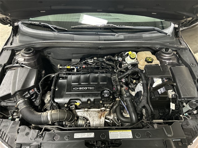 2015 Chevrolet Cruze photo 36