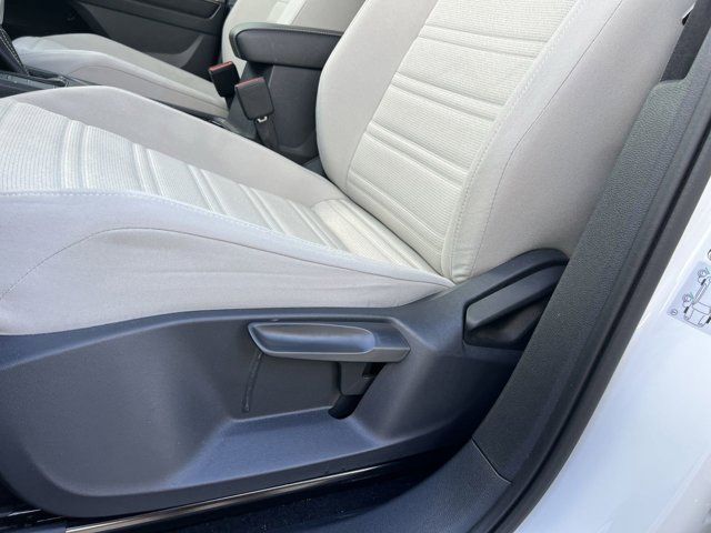 2022 Volkswagen Tiguan S photo 3