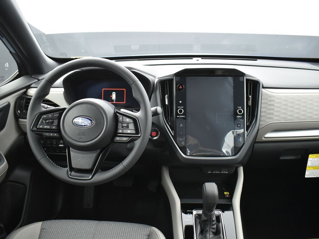 2025 Subaru Forester Premium photo 10