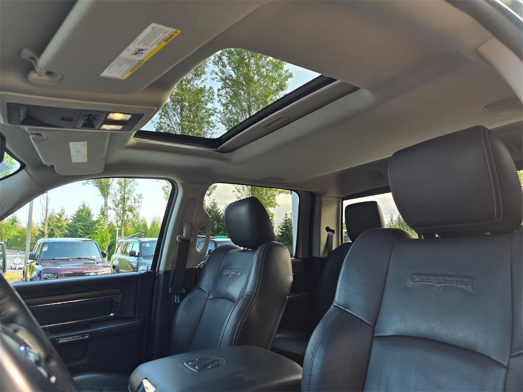 2015 Ram 1500 Laramie photo 24