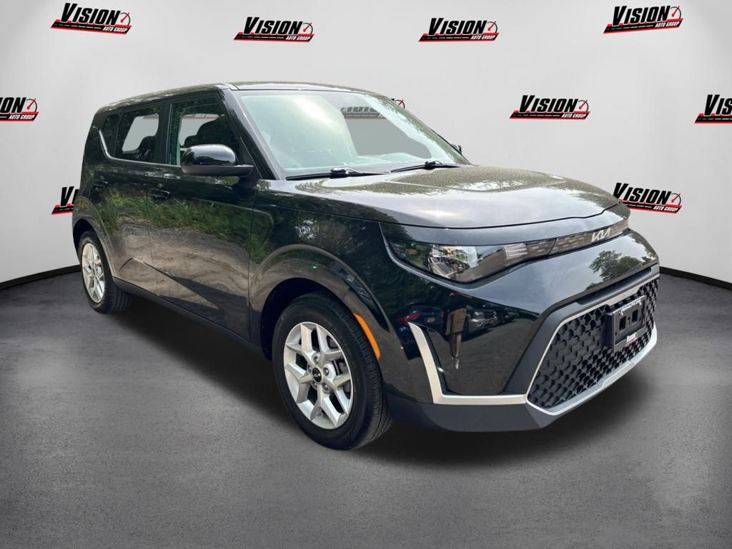 2023 Kia Soul LX photo 7