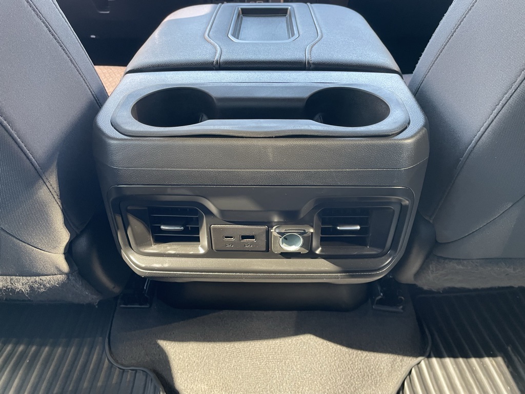 2021 Chevrolet Silverado 1500 RST photo 24