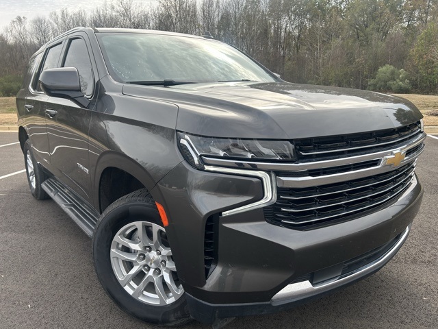 2021 Chevrolet Tahoe LT photo 3