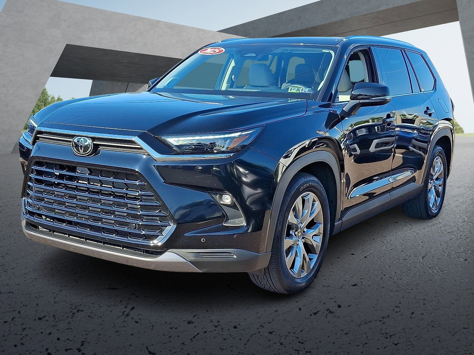 2025 Toyota Grand Highlander Limited photo 2