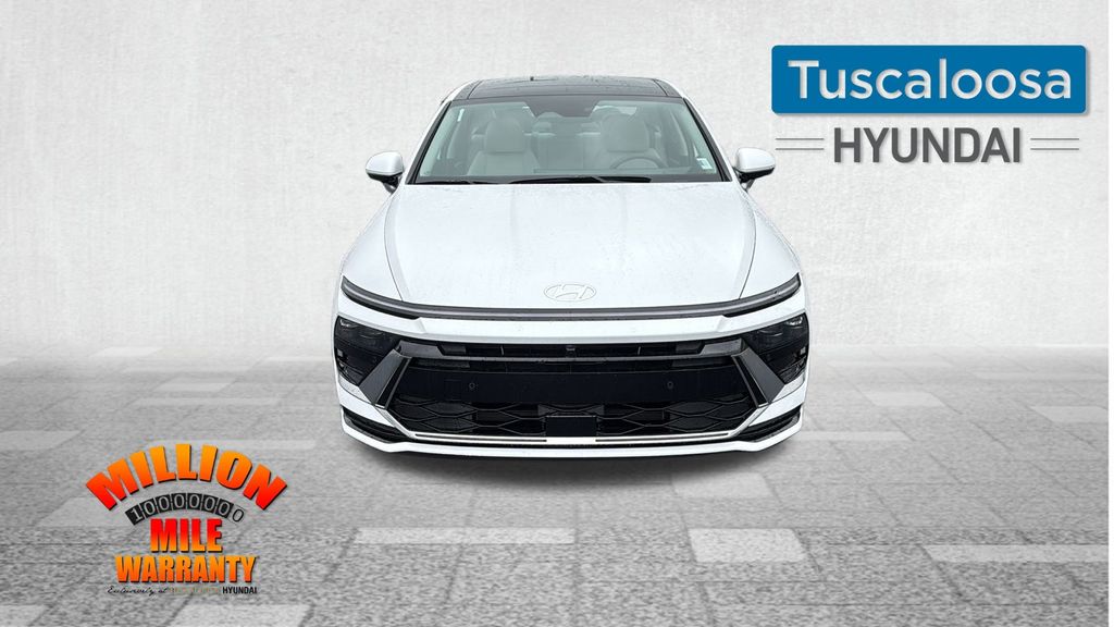 2025 Hyundai Sonata Hybrid Limited photo 2