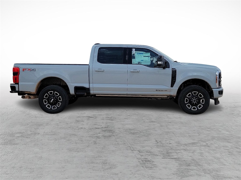 2025 Ford F-250 photo 12