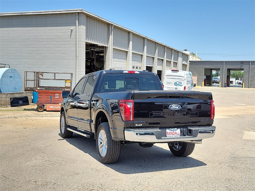 2025 Ford F-150 Lariat photo 4