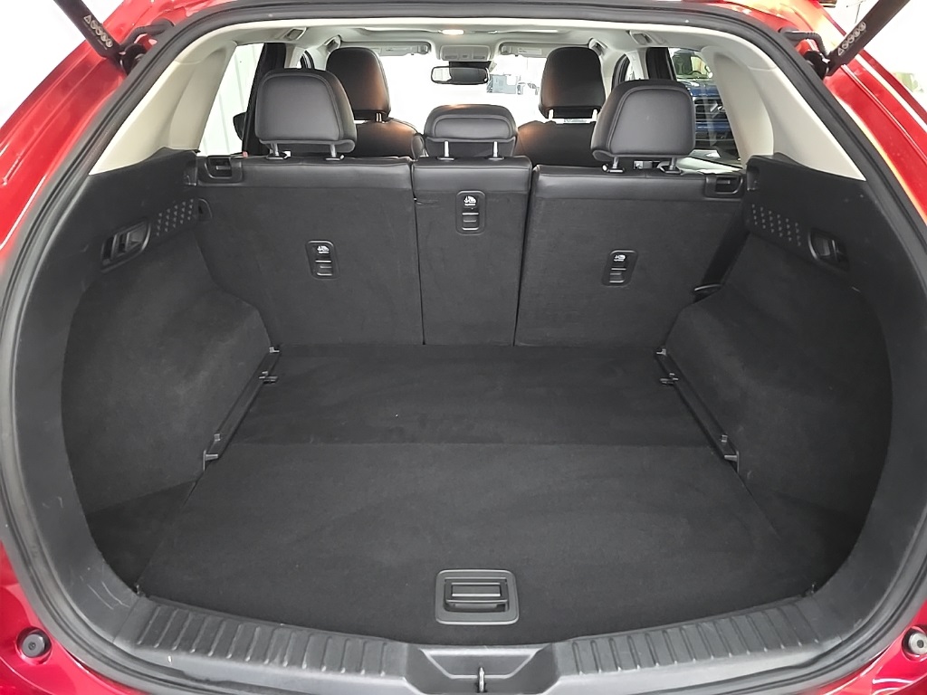 2023 Mazda CX-5 2.5 S Preferred photo 12