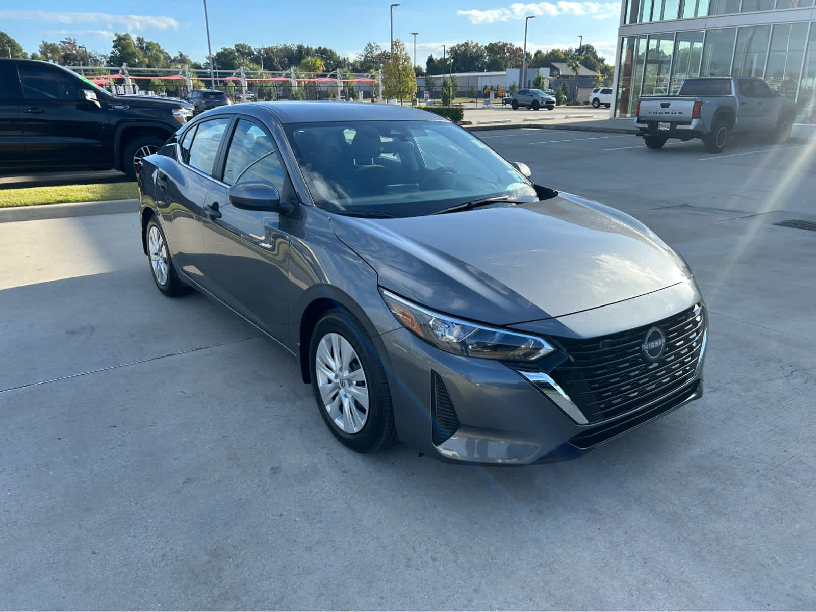 2025 Nissan Sentra S photo 2