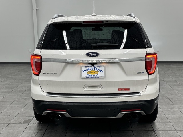 2018 Ford Explorer Platinum photo 3
