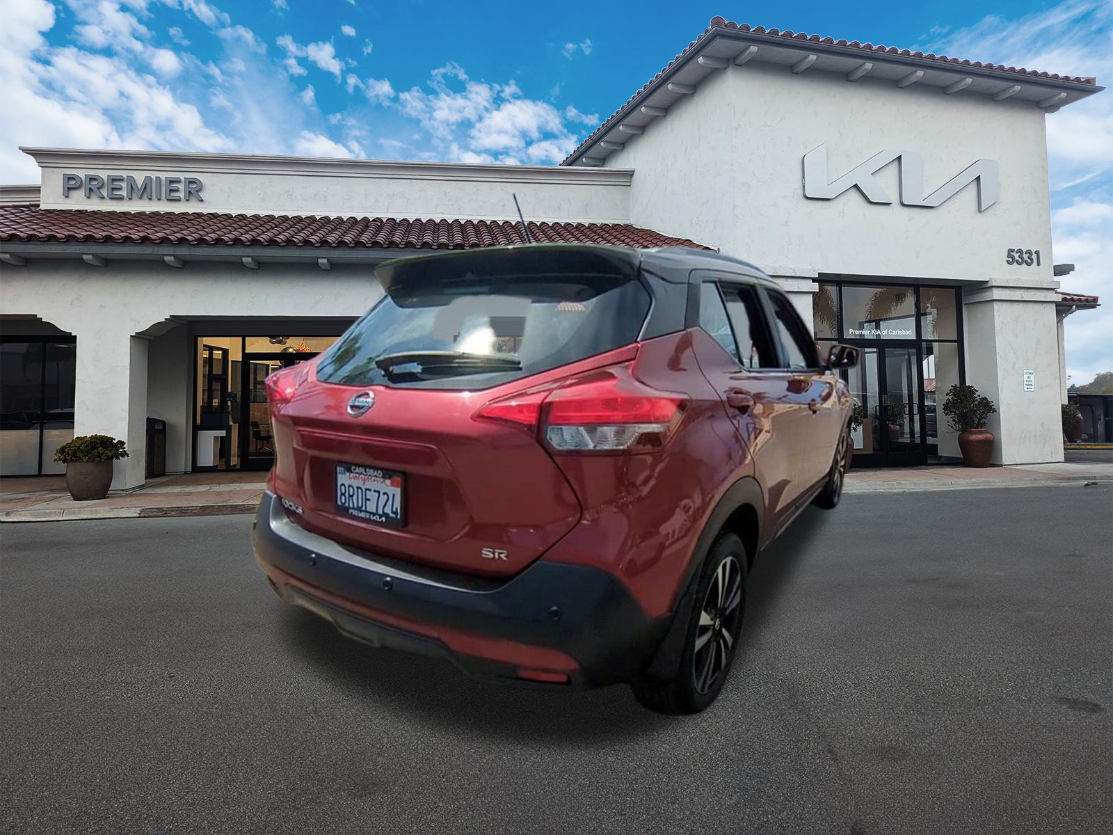 2020 Nissan Kicks SR photo 5
