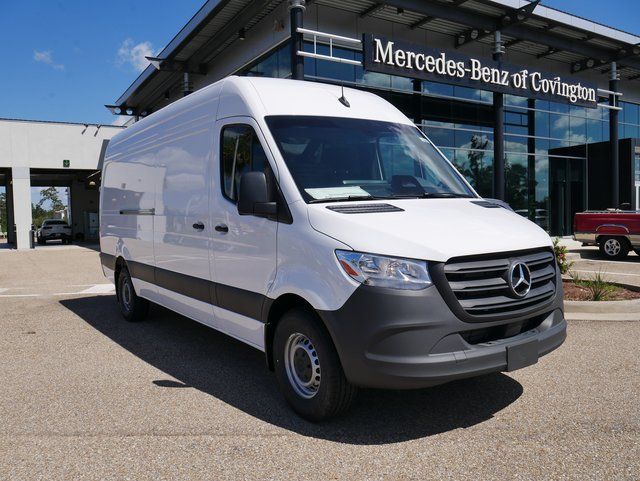 2025 Mercedes-Benz Sprinter Cargo Van Base's photo