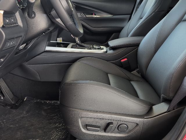 2025 Mazda CX-30 2.5 S Preferred photo 17