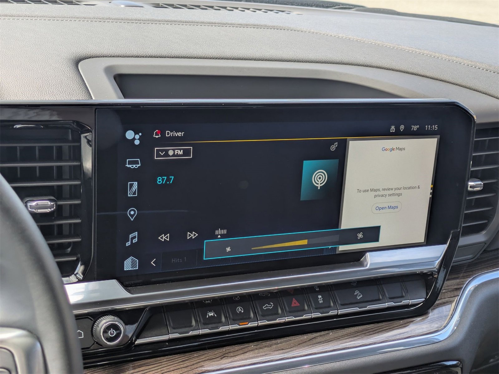 2025 Chevrolet Silverado 1500 LT photo 29