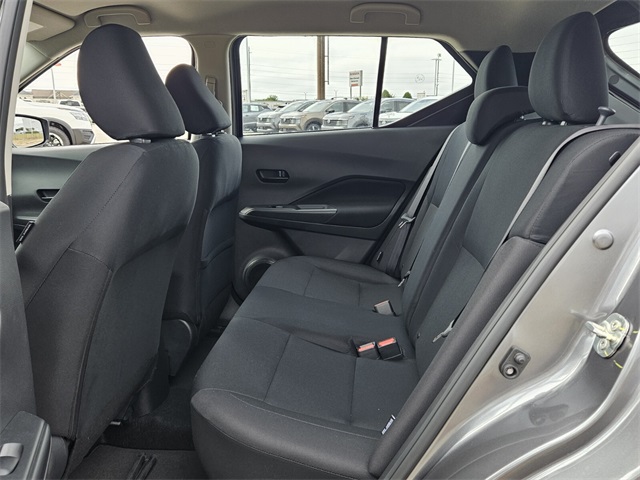 2025 Nissan Kicks Play S photo 3