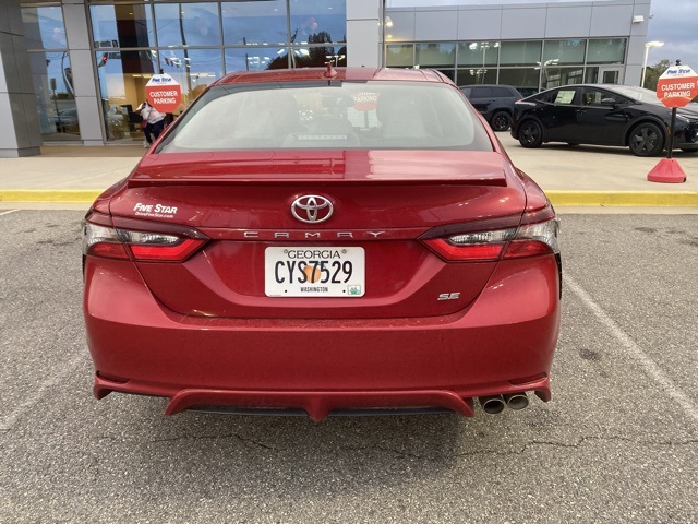 2024 Toyota Camry SE photo 2